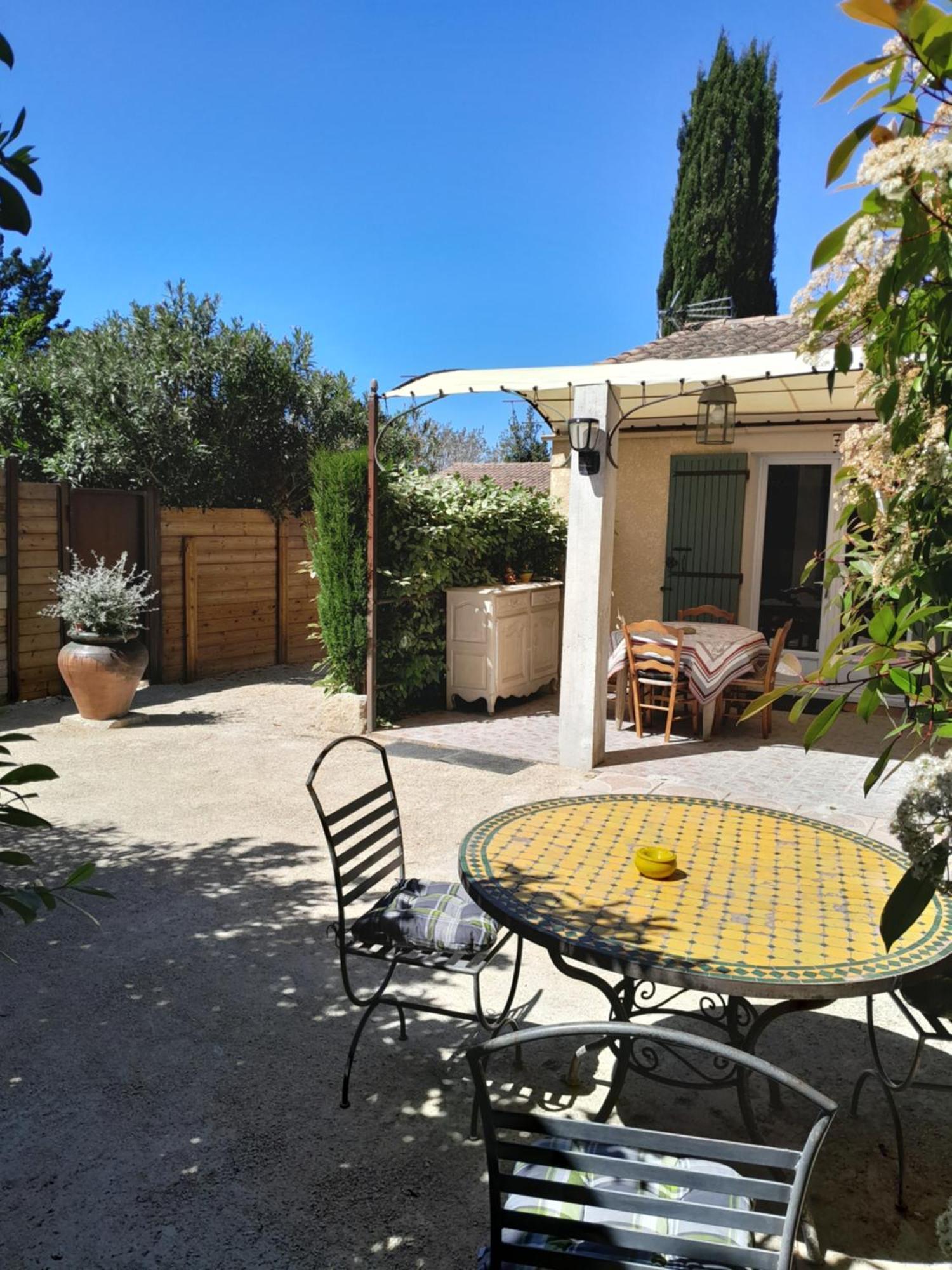 Apartamento Le Mazet De Louise Saint-Rémy-de-Provence Exterior foto